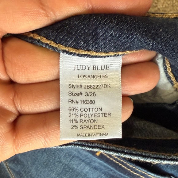 Judy Blue Dark Wash Raw Hem Relaxed Fit Jeans Size 3/26 - Picture 5 of 5